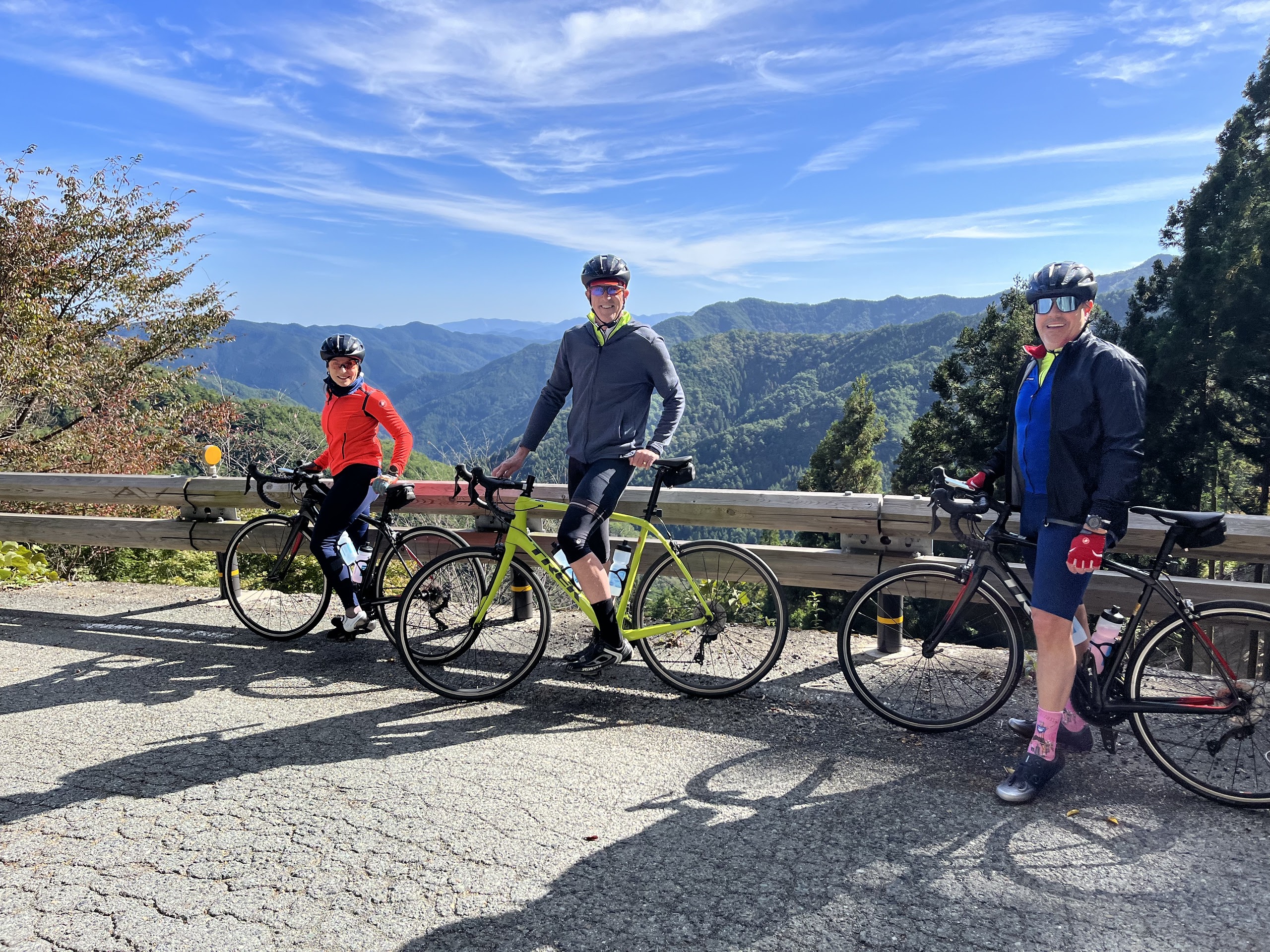 Descend from the high mountains