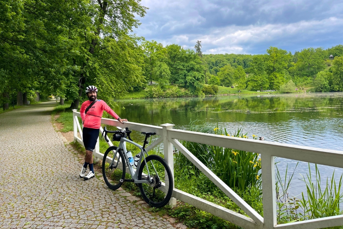 Bolevec Lake Trail
